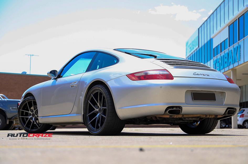 PORSCHE CARRERA TARGA BLACK   MACHINED WITH DOUBLE DARK TINT